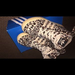 Jeremy Scott adidas leopard print